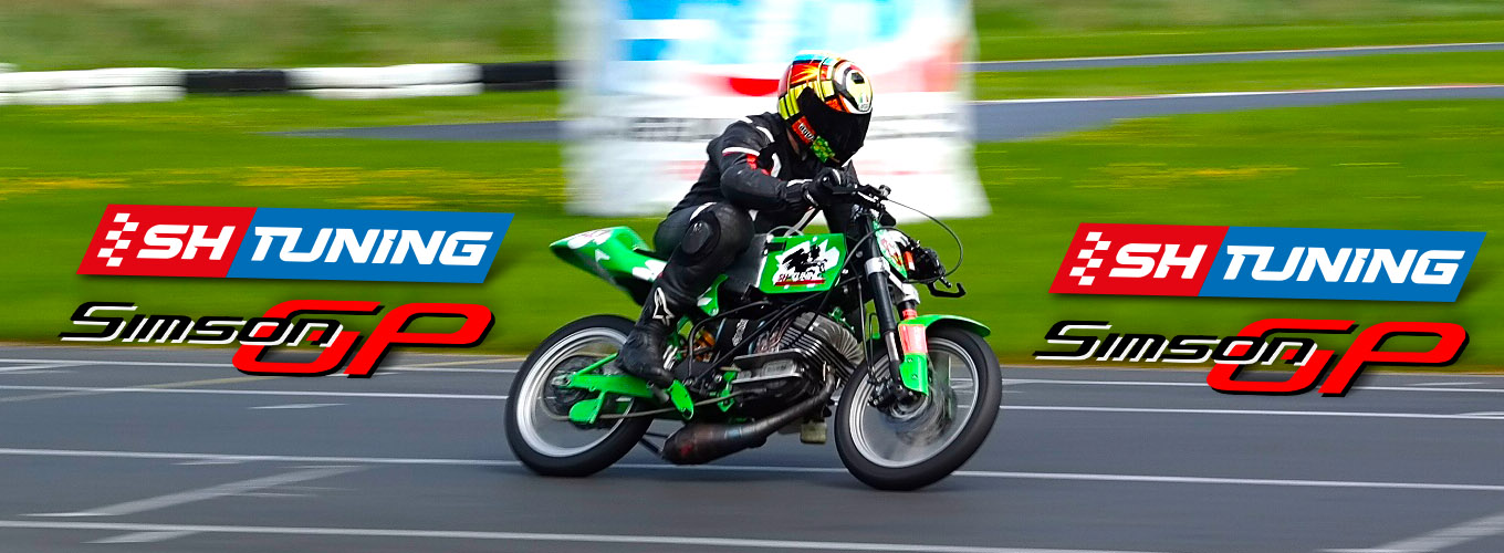 SH-Tuning Fahrer Eddy Taubert auf der Tuning-Simson beim SimsonGP in Cheb 2023 Foto vom SH-Tuning Fahrer Eddy Taubert auf der Tuning-Simson beim SimsonGP in Cheb 2023