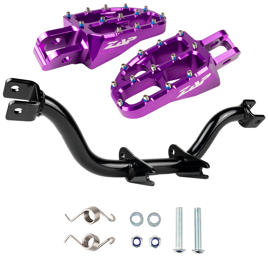 Fußrastenträger verstärkt (schwarz pulverbeschichtet) mit ZAP Fußrasten (violett eloxiert)