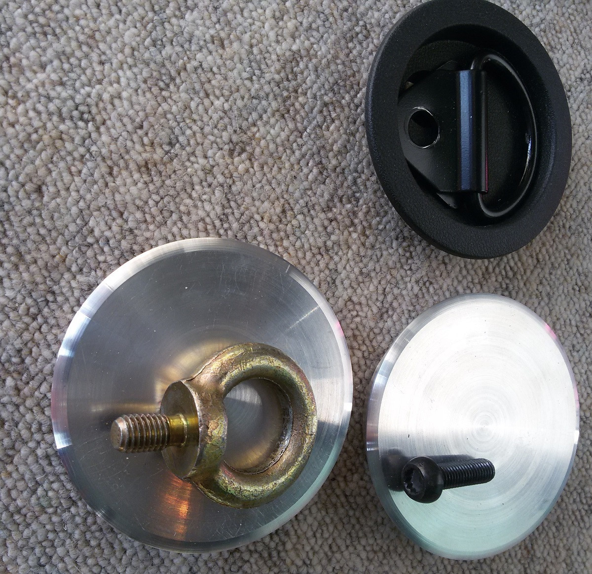 SH Zurrösenadapter für Ladeflächenumbau, für Volkswagen VW Bus T5/T6/T6.1